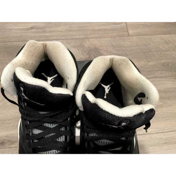 Air Jordan 5 Retro Oreo (2021) Size 8 main image 5